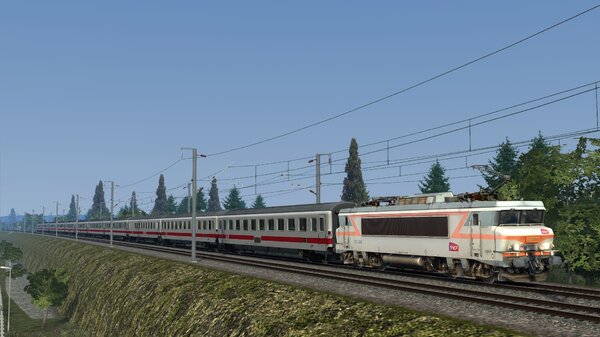 BB 22200 TVM menant une rame DB vers Marseille sur la LGV MED