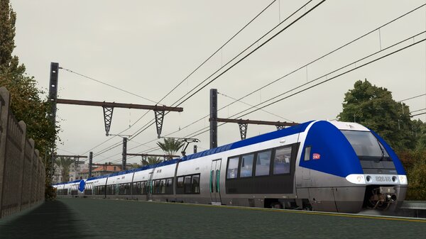 UM d'agc sur un Toulon Marseille en gare de Marseille Blancarde