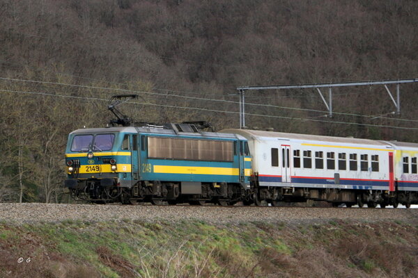 2149 + voitures M4 Entre Liège et Namur  20210120 IMG_1550.JPG