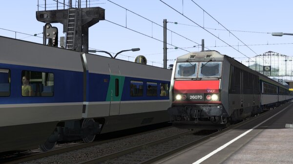 12 Juin 2012 - Train de pélerins au départ de Lille.jpg